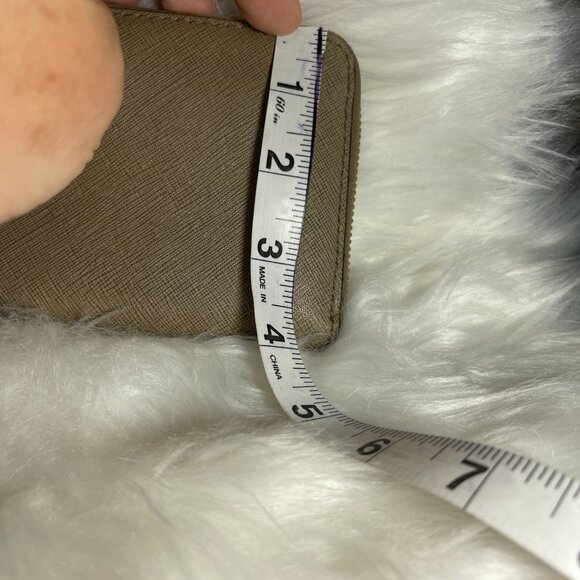 Michael Kors Full Zip Large wallet - Picture 6 of 6